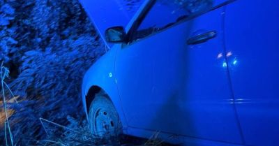 Uciekał przed kontrolą i wjechał w ogrodzenie